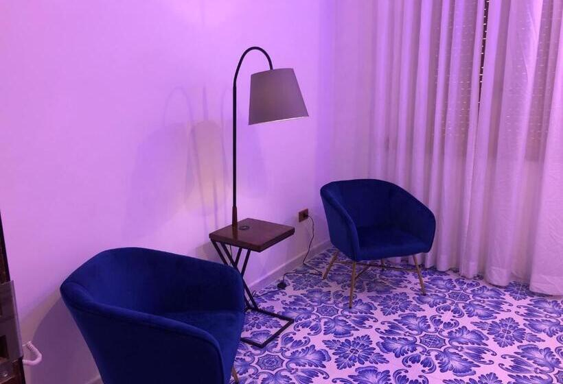 스위트, Vietri Coast