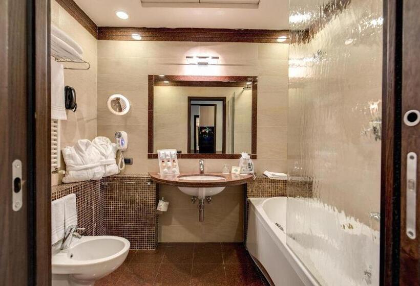 חדר סטנדרט לשלושה, Kolbe Hotel Rome