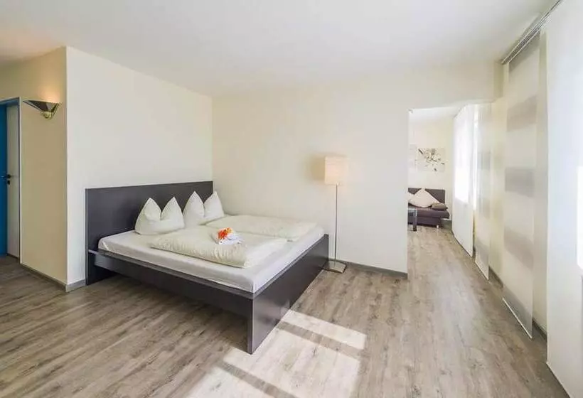 اتاق راحتی سه تخته, Plaza Hotel Bruchsal