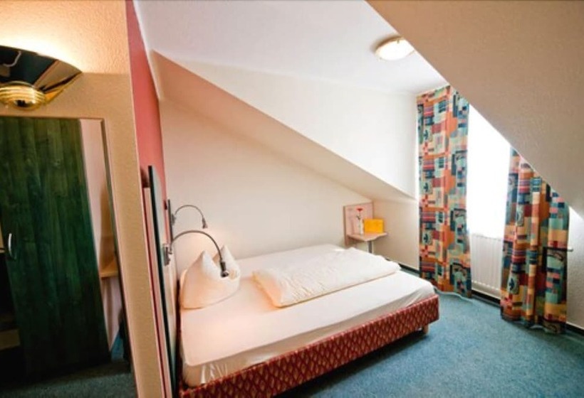 اتاق استاندارد یک نفره, Plaza Hotel Bruchsal