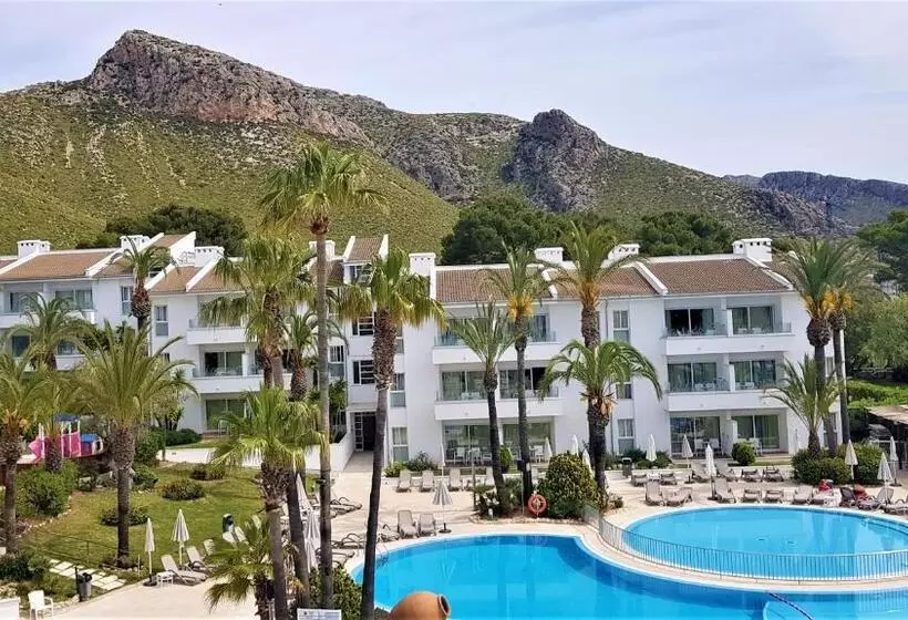 سوییت با چشم‌انداز استخر, Puerto Azul Suite
