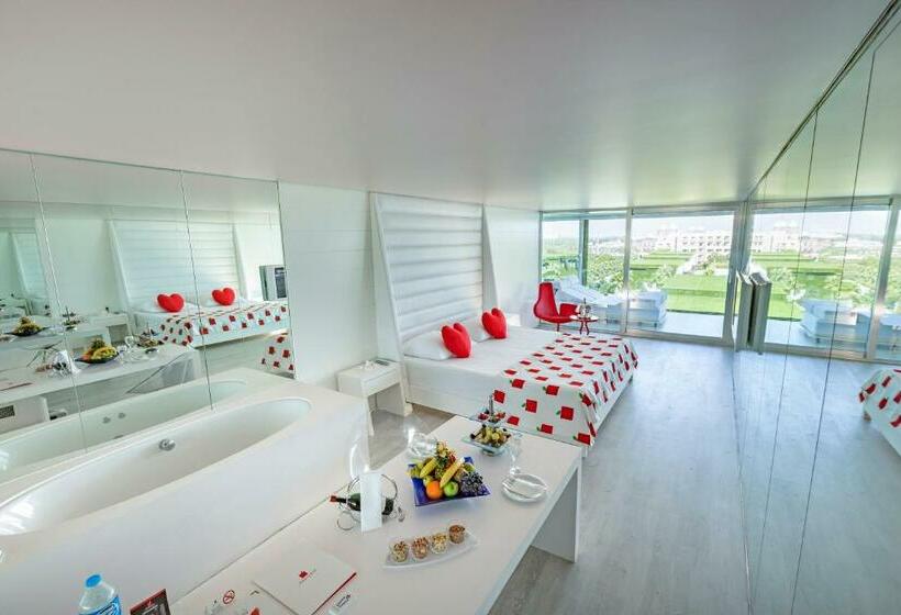 غرفة ديلوكس ذات إطلالة, Adam & Eve   Adult Only