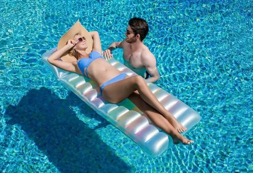 ویلای 1 خوابه, Adam & Eve Adult Only