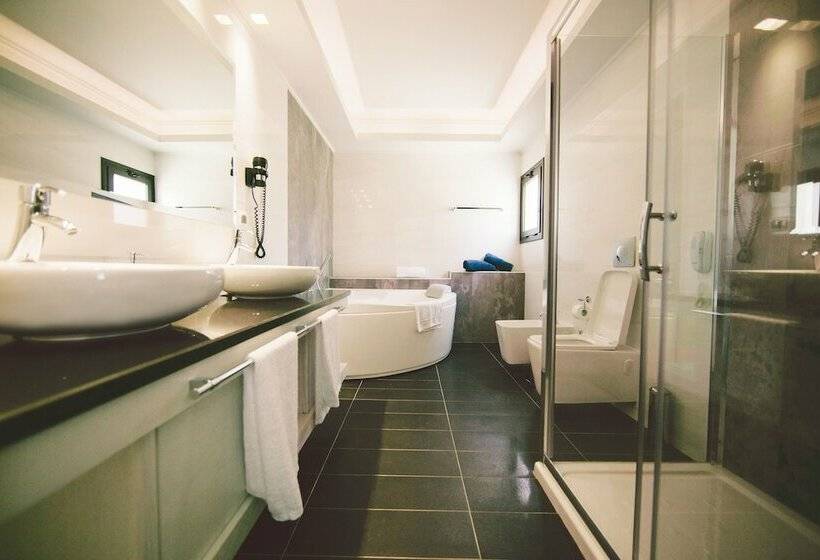 オーシャンビュースイート, Atlantis