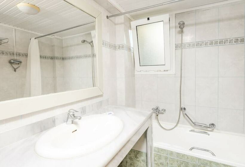 ファミリールーム, Atlantis