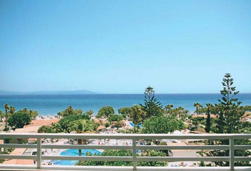 オーシャンビューファミリールーム, Atlantis