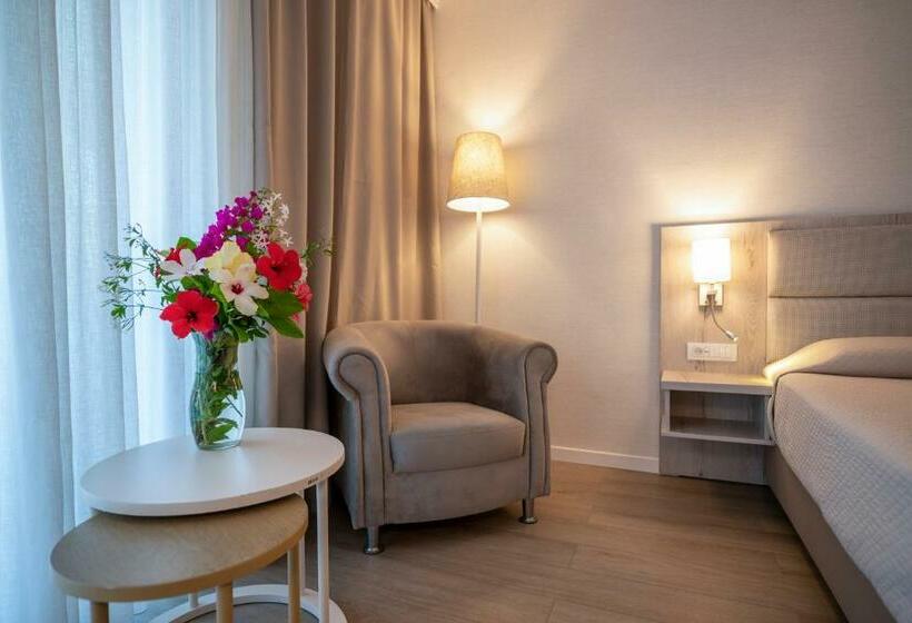 スーペリアールーム, Atlantis