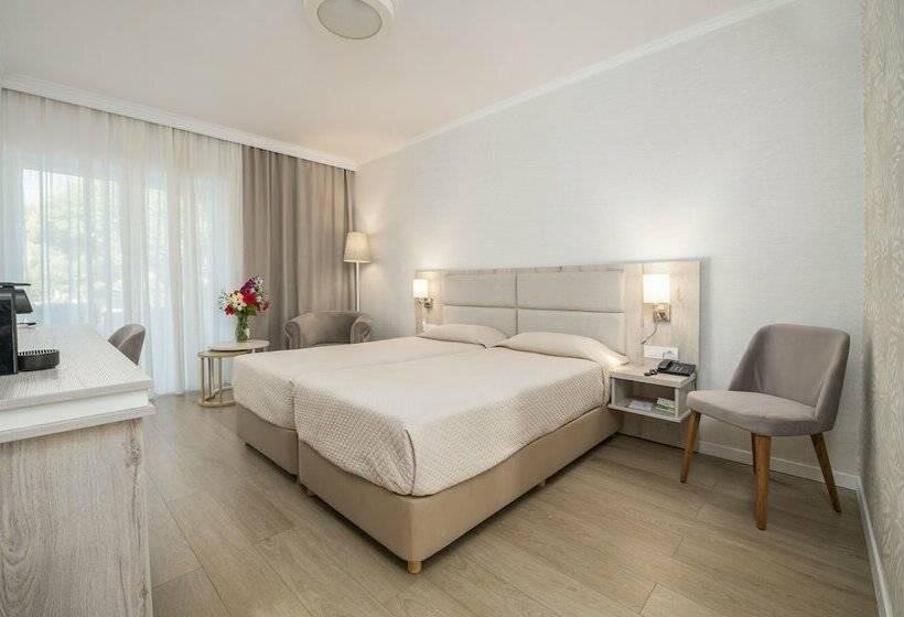 スーペリアールーム, Atlantis