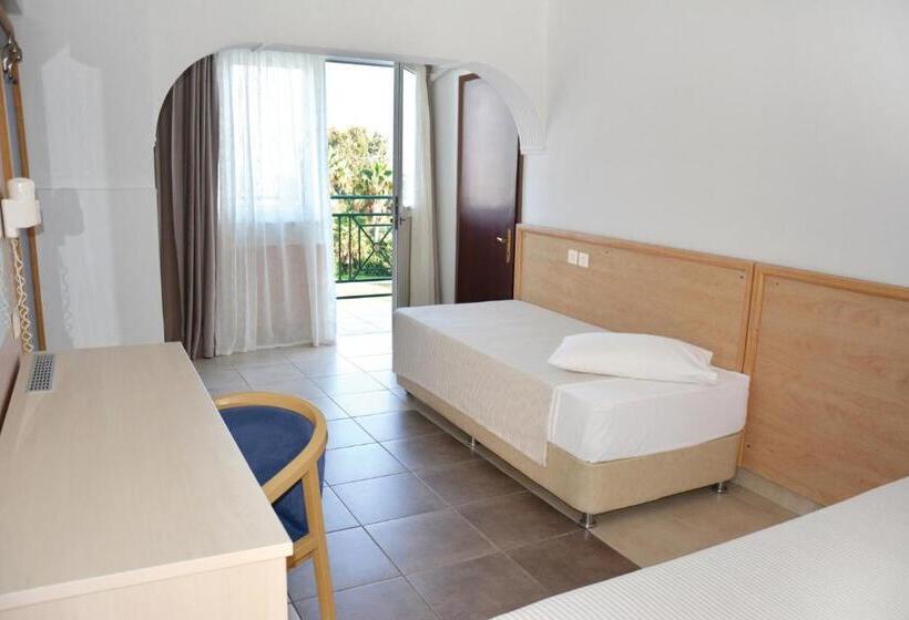 オーシャンビューファミリールーム, Atlantis