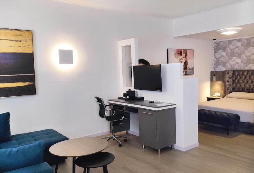 デラックスルーム, Atlantis