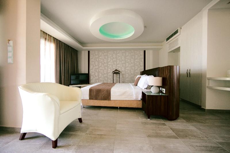 オーシャンビュースイート, Atlantis