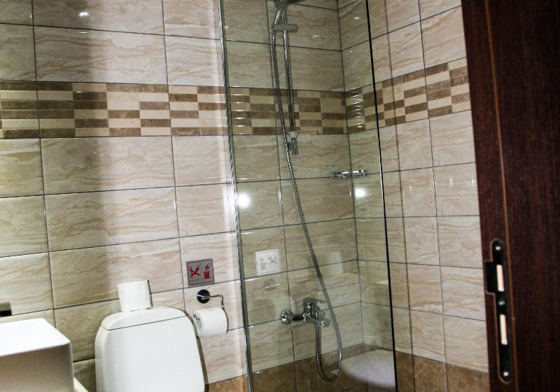 デラックスルーム, Atlantis