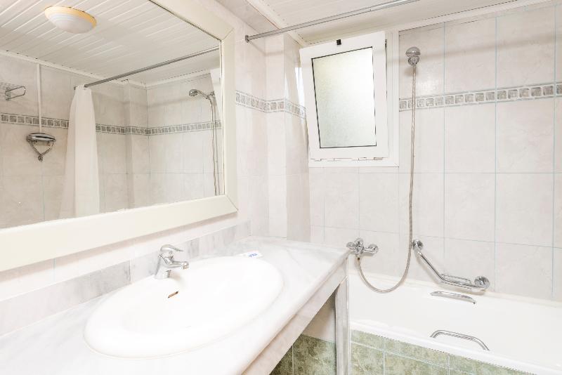 オーシャンビューファミリールーム, Atlantis