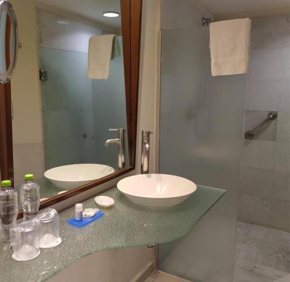 身障者適用キングサイズベッドルーム, Bel Air Business Mexico City Wtc, Trademark By Wyndham