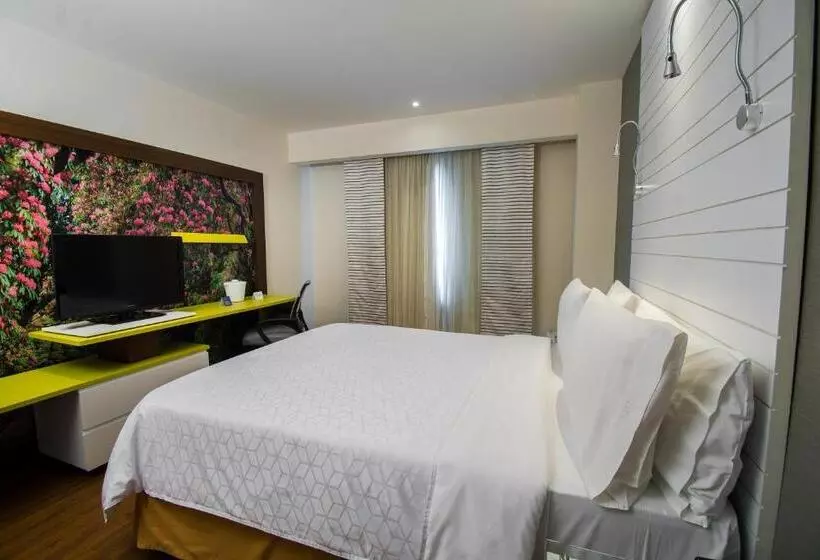 身障者適用キングサイズベッドルーム, Bel Air Business Mexico City Wtc, Trademark By Wyndham
