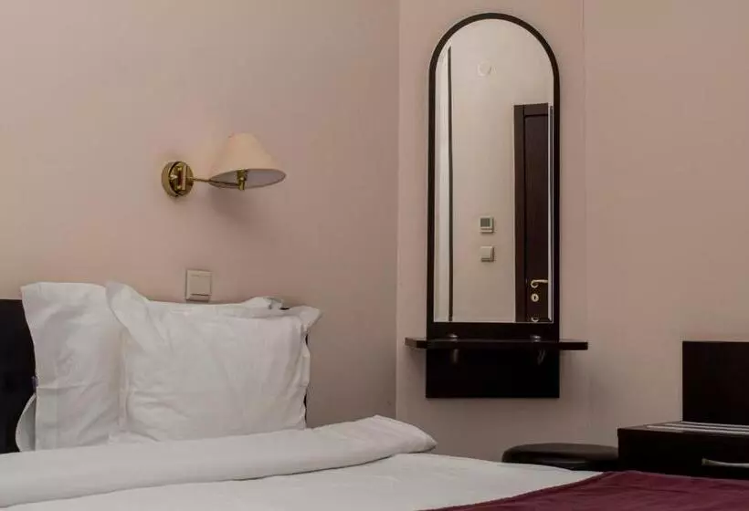 سوئیت با تخت بزرگ, Best Western Art Plaza