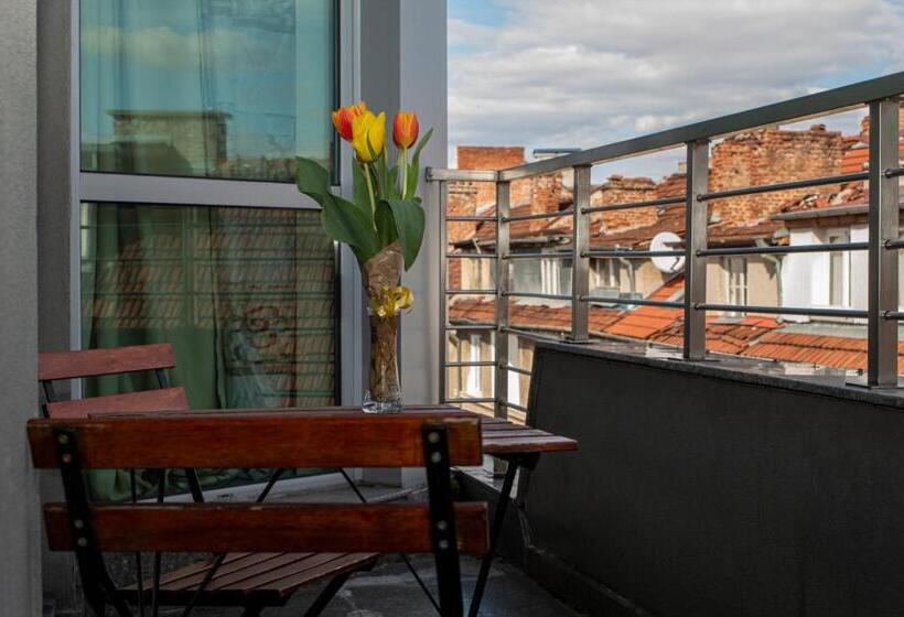 جناح سرير كينج, Best Western Art Plaza