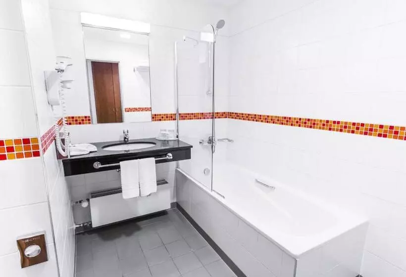 Standard-huone, Courtyard By Marriott Pilsen