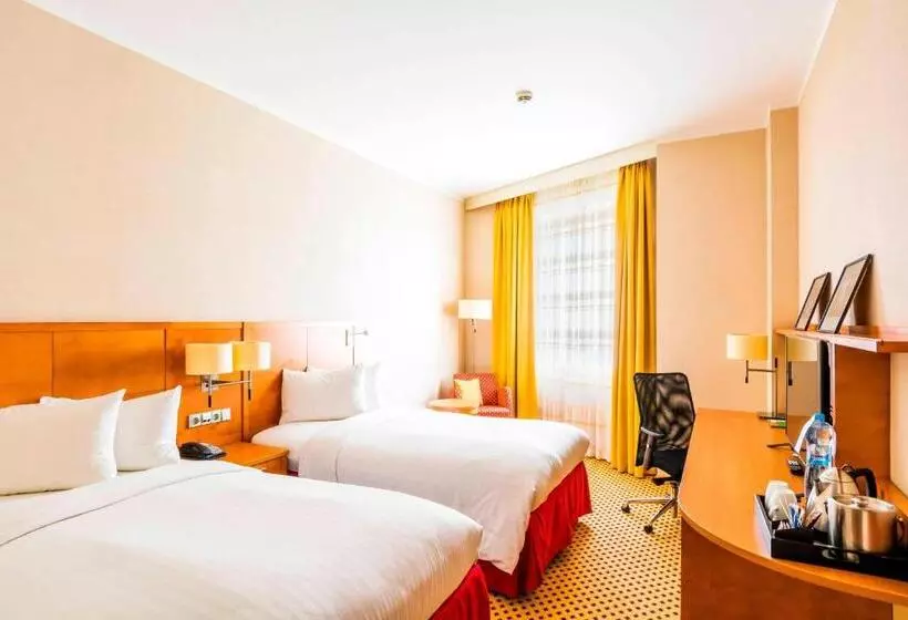 Standard-huone, Courtyard By Marriott Pilsen