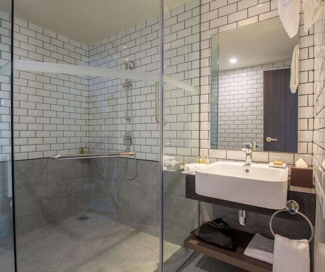 اتاق لوکس با چشم‌انداز, Hilton Garden Inn Kuala Lumpur Jalan Tuanku Abdul Rahman North