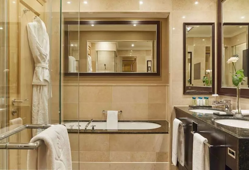 オーシャンビュージュニアスイート, Kempinski Hotel Adriatic Istria Croatia
