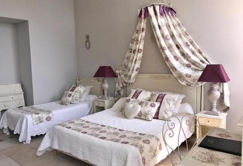 غرفة سوبيريور مطلّة علي البحر, L Orangeraie