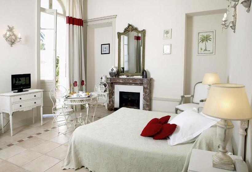 غرفة سوبيريور مطلّة علي البحر, L Orangeraie