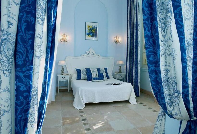 جناح جونيور مطلّ علي حمام السباحة, L Orangeraie