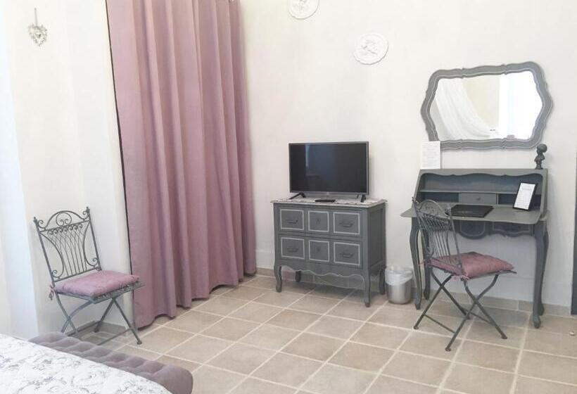 غرفة سوبيريور, L Orangeraie