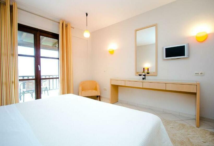 可观景的套房, Meteora Hotel At Kastraki