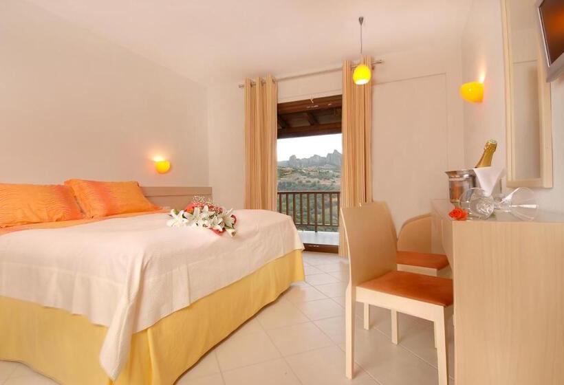 可观景的套房, Meteora Hotel At Kastraki