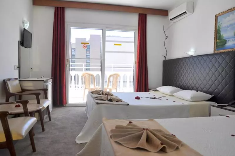اتاق استاندارد, Musti S Royal Plaza
