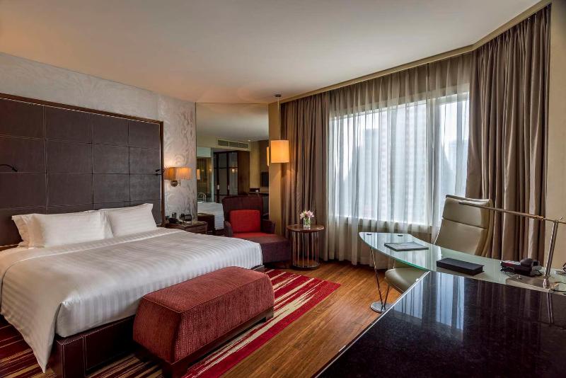 اتاق اجرایی با تخت بزرگ, Hilton Bangkok Grande Asoke