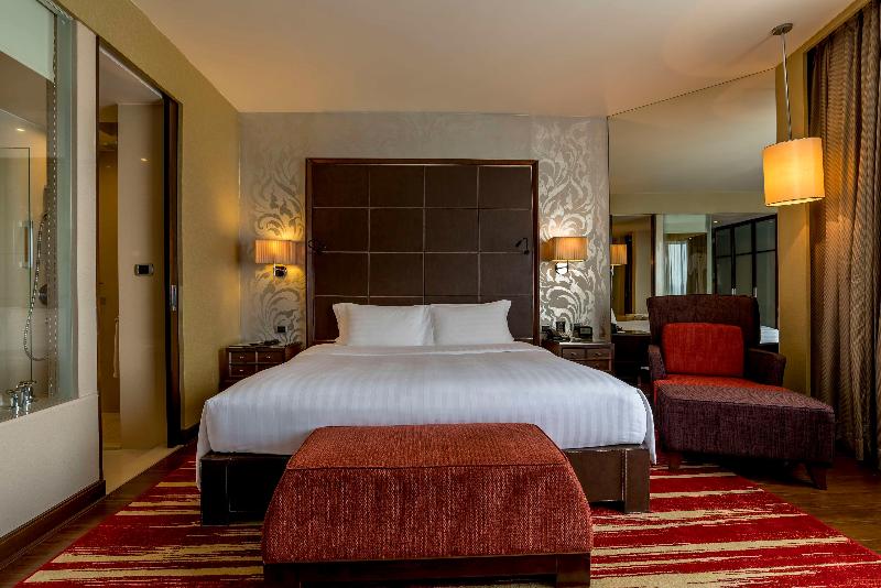 اتاق لوکس با تخت بزرگ, Hilton Bangkok Grande Asoke