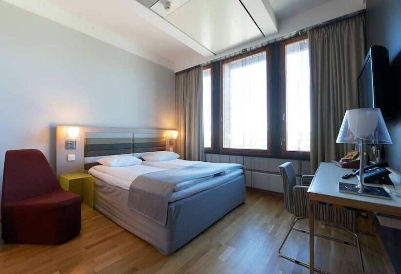 اتاق استاندارد, Quality Hotel 33