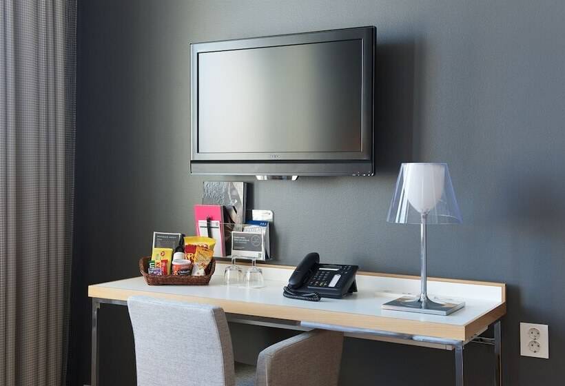 اتاق استاندارد, Quality Hotel 33