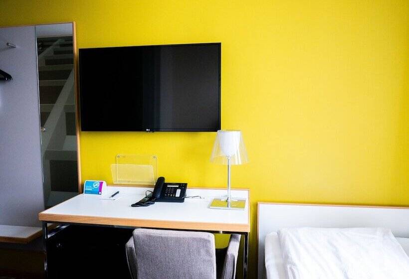 اتاق استاندارد, Quality Hotel 33