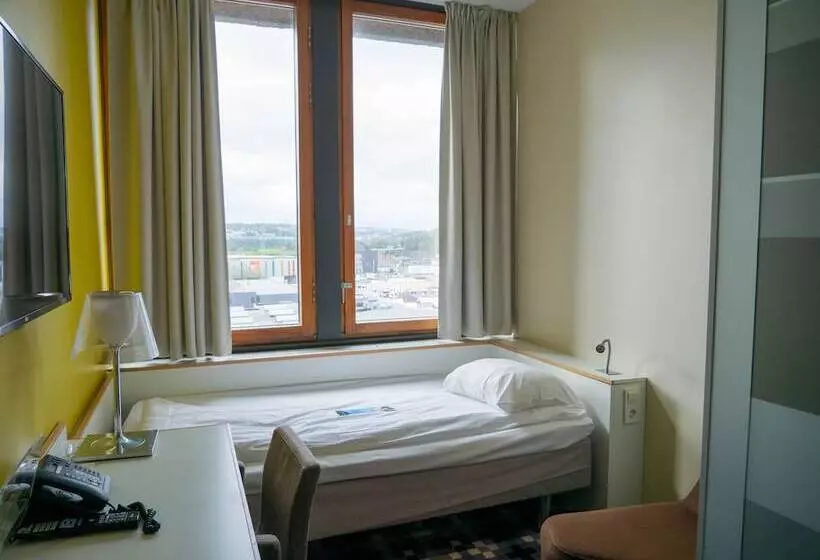 スタンダードルーム, Quality Hotel 33