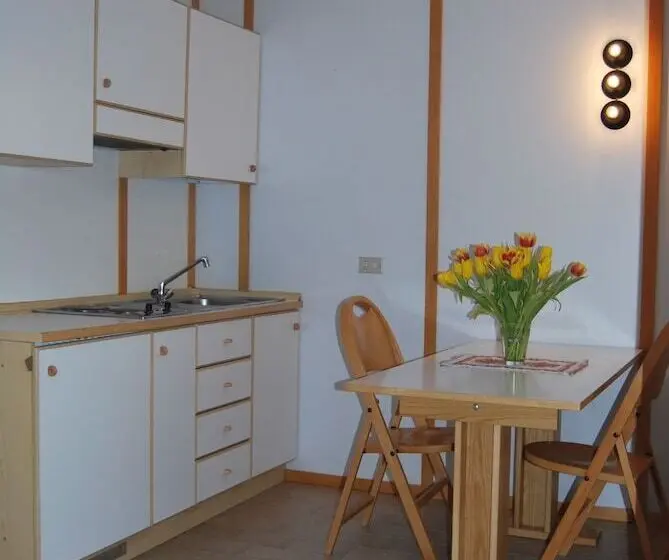 マウンテンビューのワンルーム, Residence Cielo Aperto