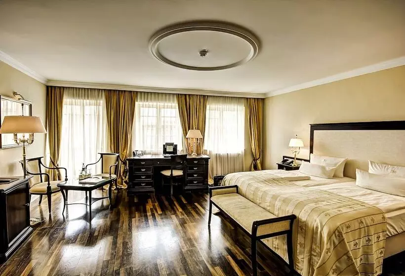Junior Suite Business, Suitess