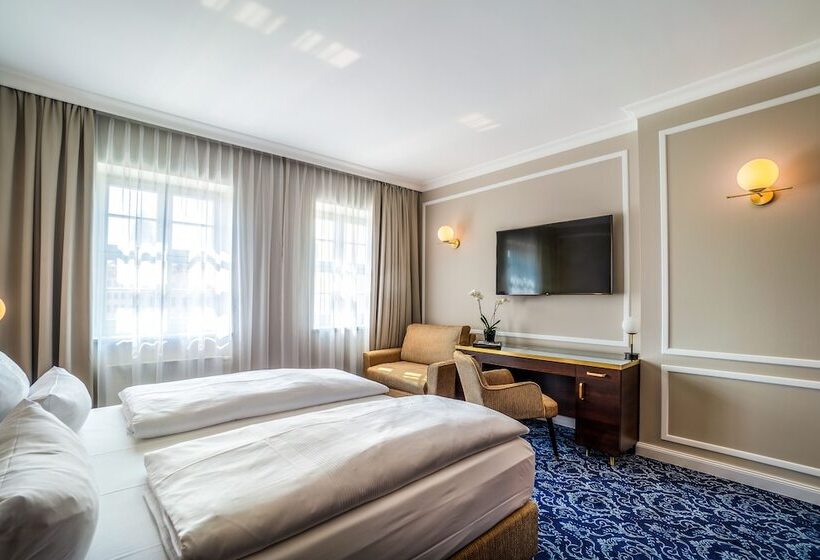 Номер Премиум, Suitess