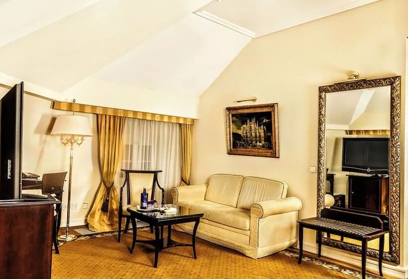 Junior Suite Business, Suitess