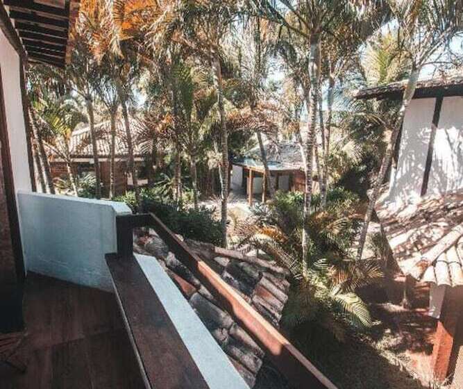 스위트, Serena Buzios