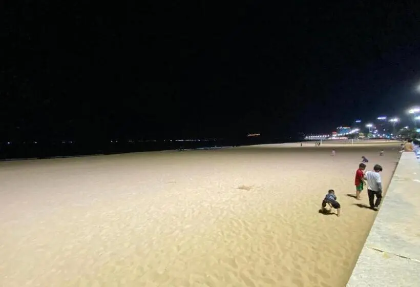 اتاق استاندارد با چشم‌انداز شهر, Hoàng Hưng Quy Nhơn