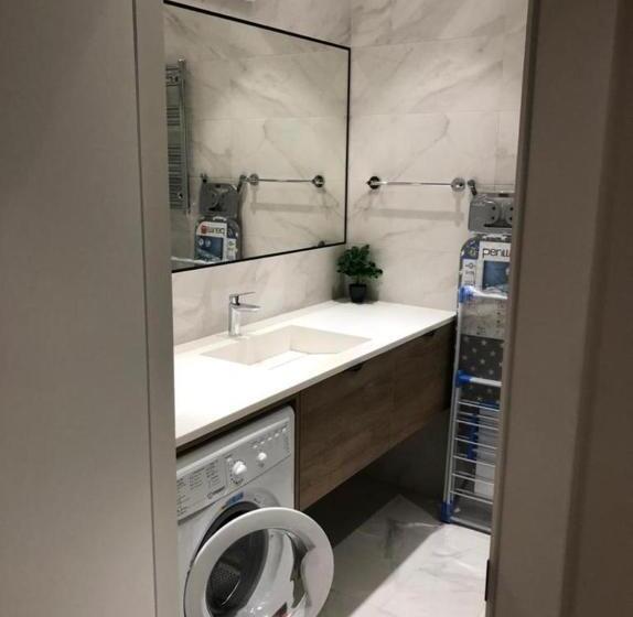 استودیو استاندارد با بالکن, Sea Breeze Lighthouse