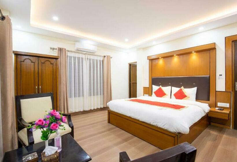 اتاق لوکس, Lumbini Palace Resort