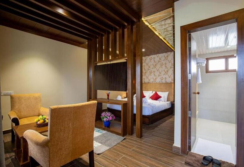 سوییت, Lumbini Palace Resort