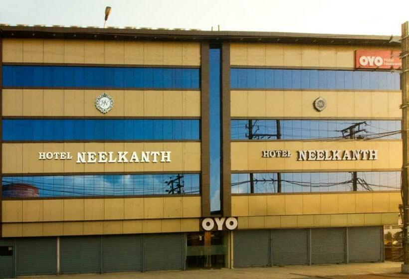 Трехместный Номер Deluxe, Neelkanth