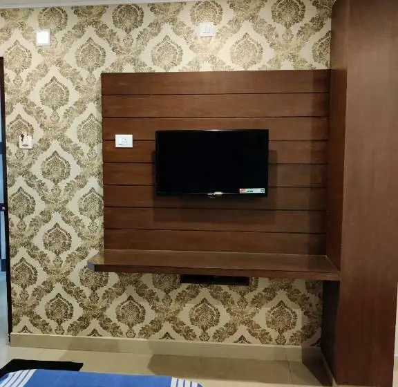 デラックスファミリールーム, Vyavahar Lodge
