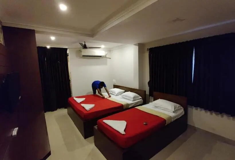 デラックスファミリールーム, Vyavahar Lodge